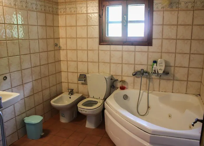 Doctors' House * Mikros Prinos