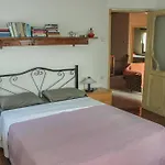 Doctors' House Mikros Prinos