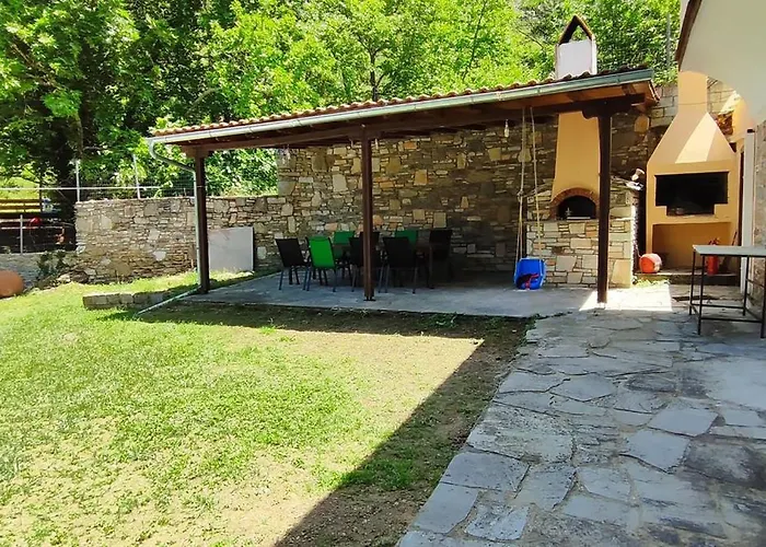 Doctors' House Mikros Prinos