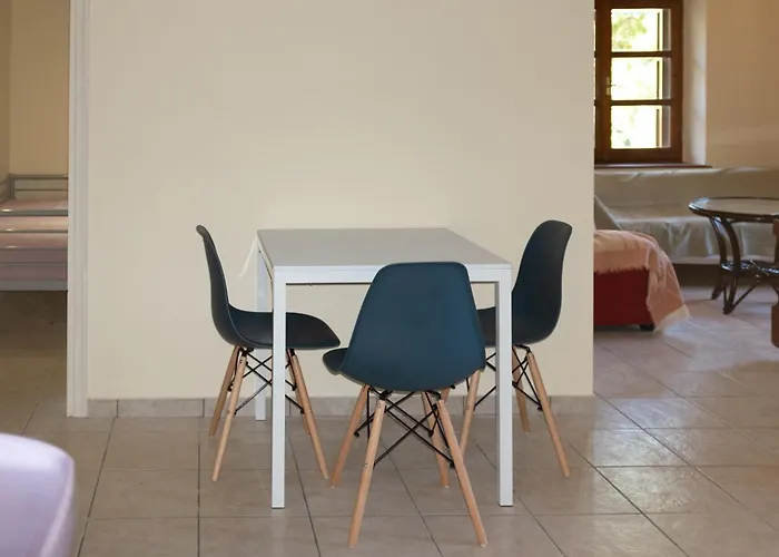 Doctors' House Mikros Prinos